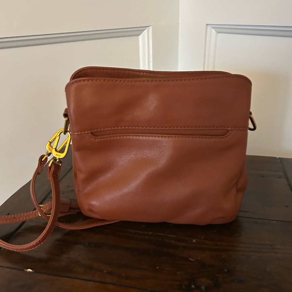 Hobo Starr Convertible Crossbody Bag in Warm Honey - Picture 2 of 5